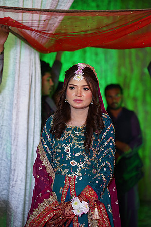 Ayesha & Arslan Mehndi 00201