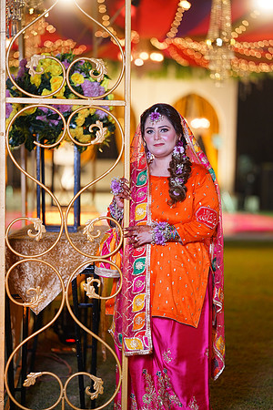 Ammara & Azeem Mehndi 00001
