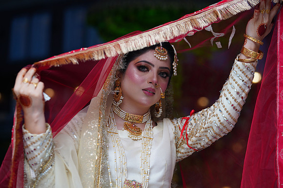 Azhar & Ayesha 00011