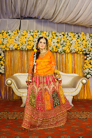 Rafiya & Fahad Mehndi 00056