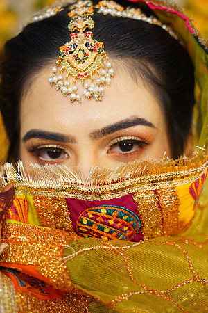 Rafiya & Fahad Mehndi 00072