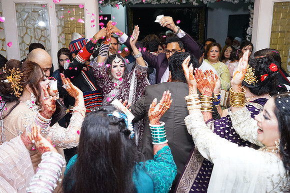 Rafiya & Fahad Barat 00182