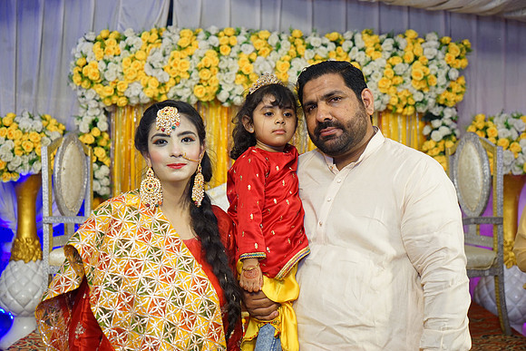 Rafiya & Fahad Mehndi 00166