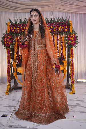 Iqra & Amjad Mehndi 00043