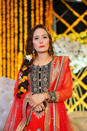 Ayesha & Arslan Mehndi 00231