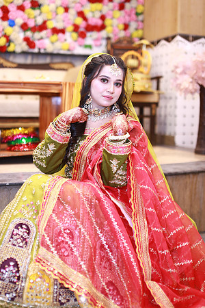 Usama & Bisma Mehndi 00156