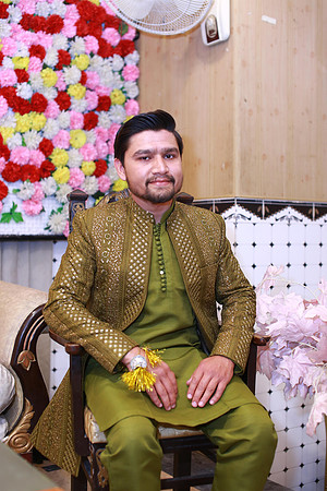 Usama & Bisma Mehndi 00096