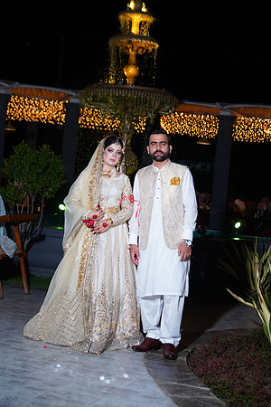 Azhar & Ayesha 00108
