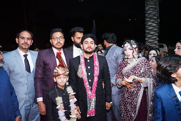 Rafiya & Fahad Barat 00148