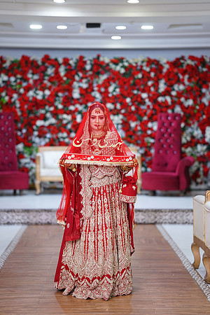 Rafiya & Fahad Barat 00064
