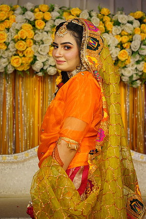 Rafiya & Fahad Mehndi 00059