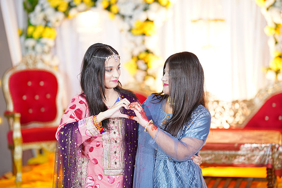 Uzair & Faria Mehndi 00188