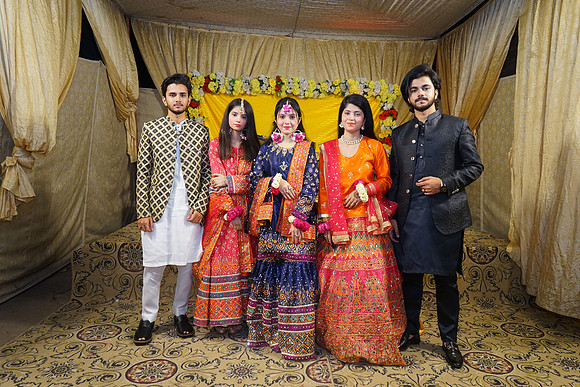 Umer Hayat & Qurat ul Ain Mehndi 00126