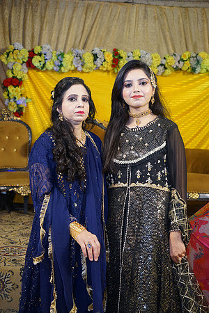 Umer Hayat & Qurat ul Ain Mehndi 00063