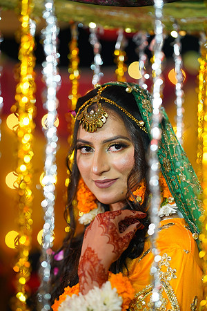 Uzair & Faria Mehndi 00006