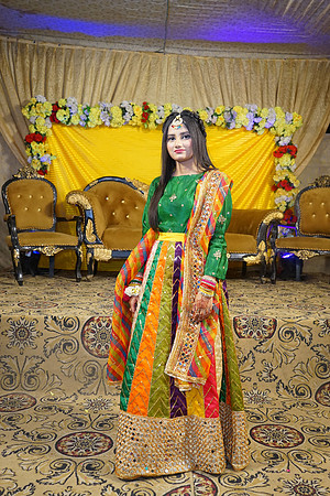 Umer Hayat & Qurat ul Ain Mehndi 00100