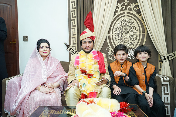 Farhan & Anum Barat 00088