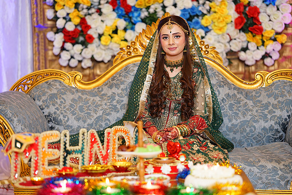 Muskan & Faizan Mehndi 00111
