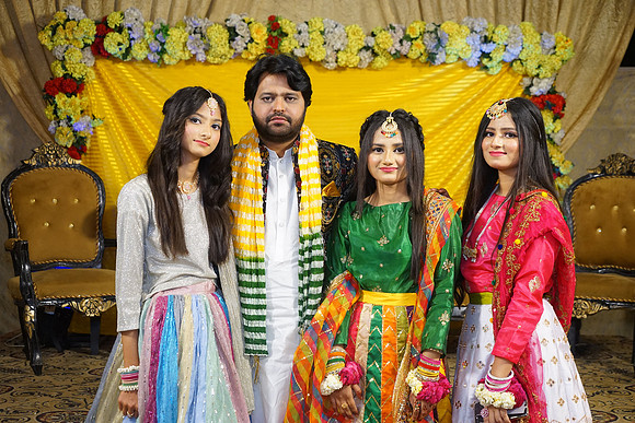 Umer Hayat & Qurat ul Ain Mehndi 00244