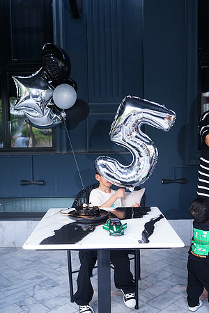 Yariq 5th Birthday at Cafe D'azur 00211