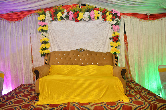 Usman & Maria Mehndi 00001
