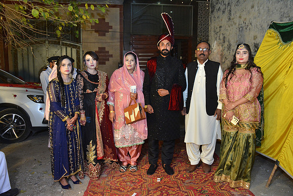 Usman & Hafsa Barat 00044