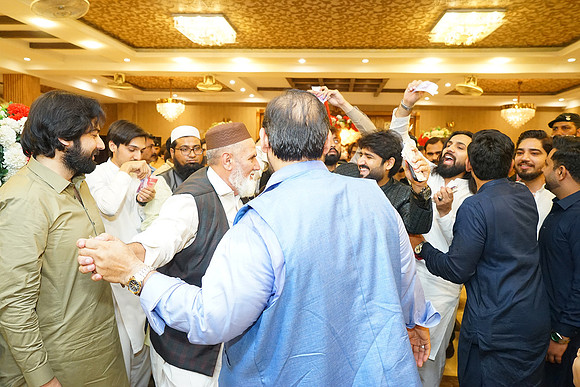 Farhan & Anum Barat 00168