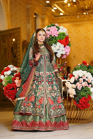 Muskan & Faizan Mehndi 00038