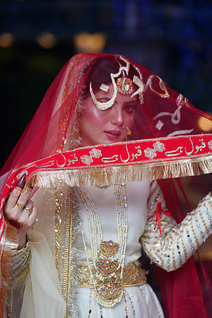 Azhar & Ayesha 00003