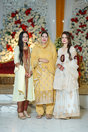 Hina & Jaffar Barat 00211
