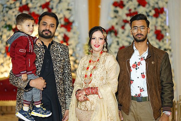 Hina & Jaffar Barat 00187