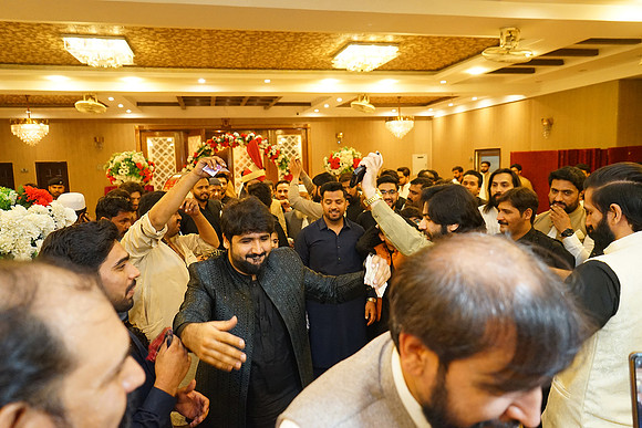 Farhan & Anum Barat 00171