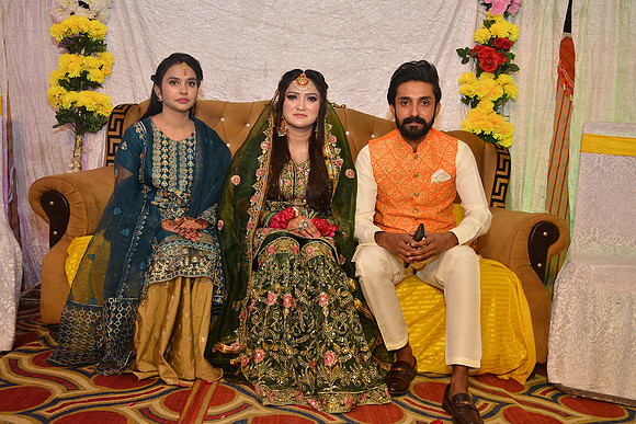 Usman & Maria Mehndi 00075