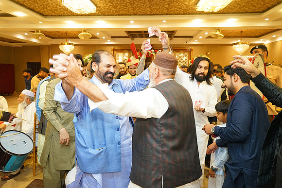Farhan & Anum Barat 00163