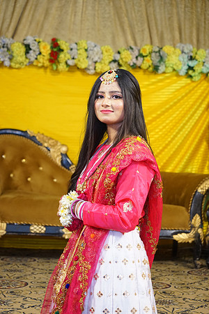 Umer Hayat & Qurat ul Ain Mehndi 00097