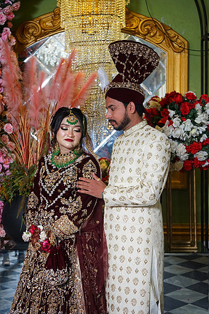 Usman & Hafsa Walima 00259