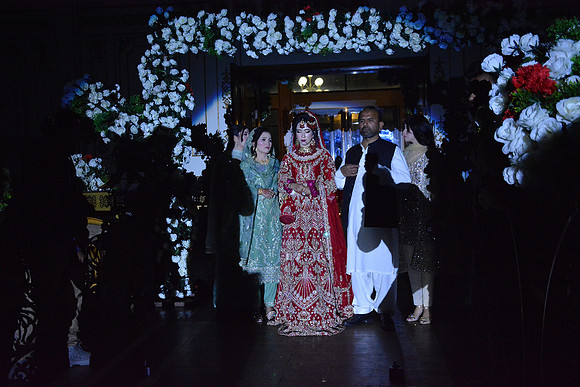 Usman & Hafsa Barat 00207