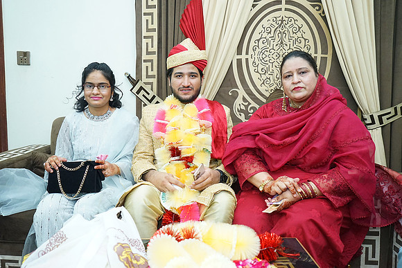 Farhan & Anum Barat 00102
