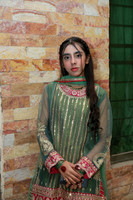 Ali & Iqra Barat 00006