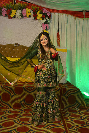 Usman & Maria Mehndi 00036