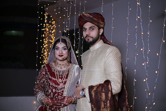 Hasan & Sundus Barat 00083