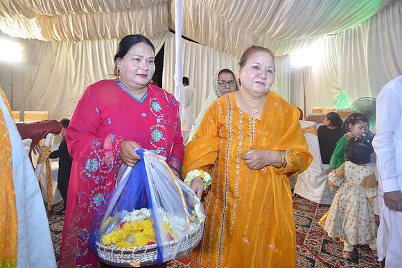 Usama & Bisma Mayon 00212