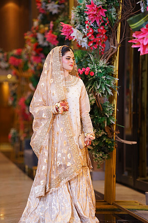 Maheen & Usama Nikah 00010