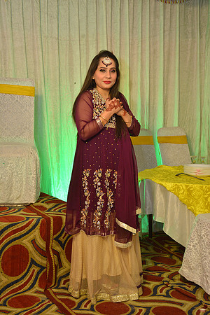 Usman & Maria Mehndi 00124
