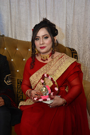 Usman & Hafsa Barat 00063