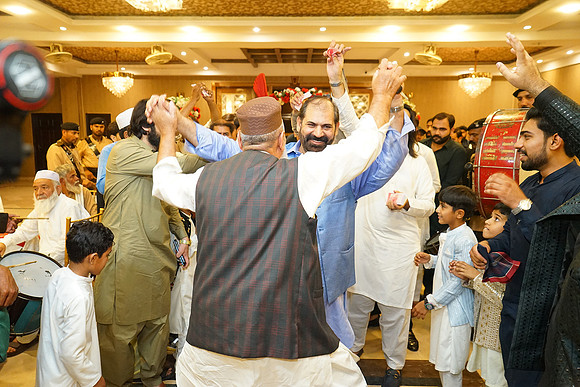 Farhan & Anum Barat 00162