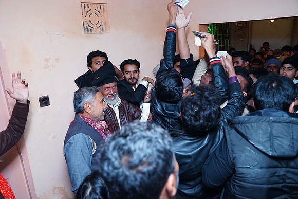Mehndi 90