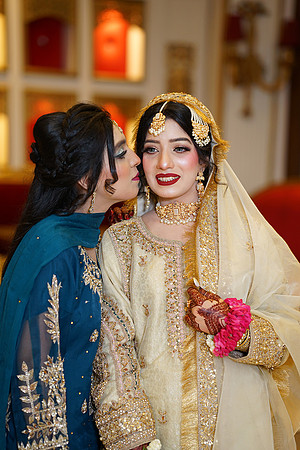 Ayesha & Khurram Nikah 00146
