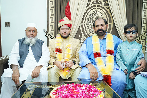 Farhan & Anum Barat 00062