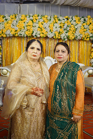 Rafiya & Fahad Mehndi 00129